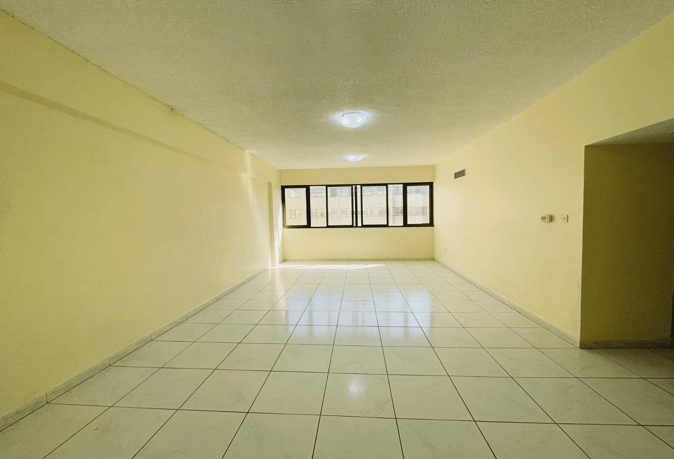 2BHK Apartment | Near Metro | Prime Location photo 2