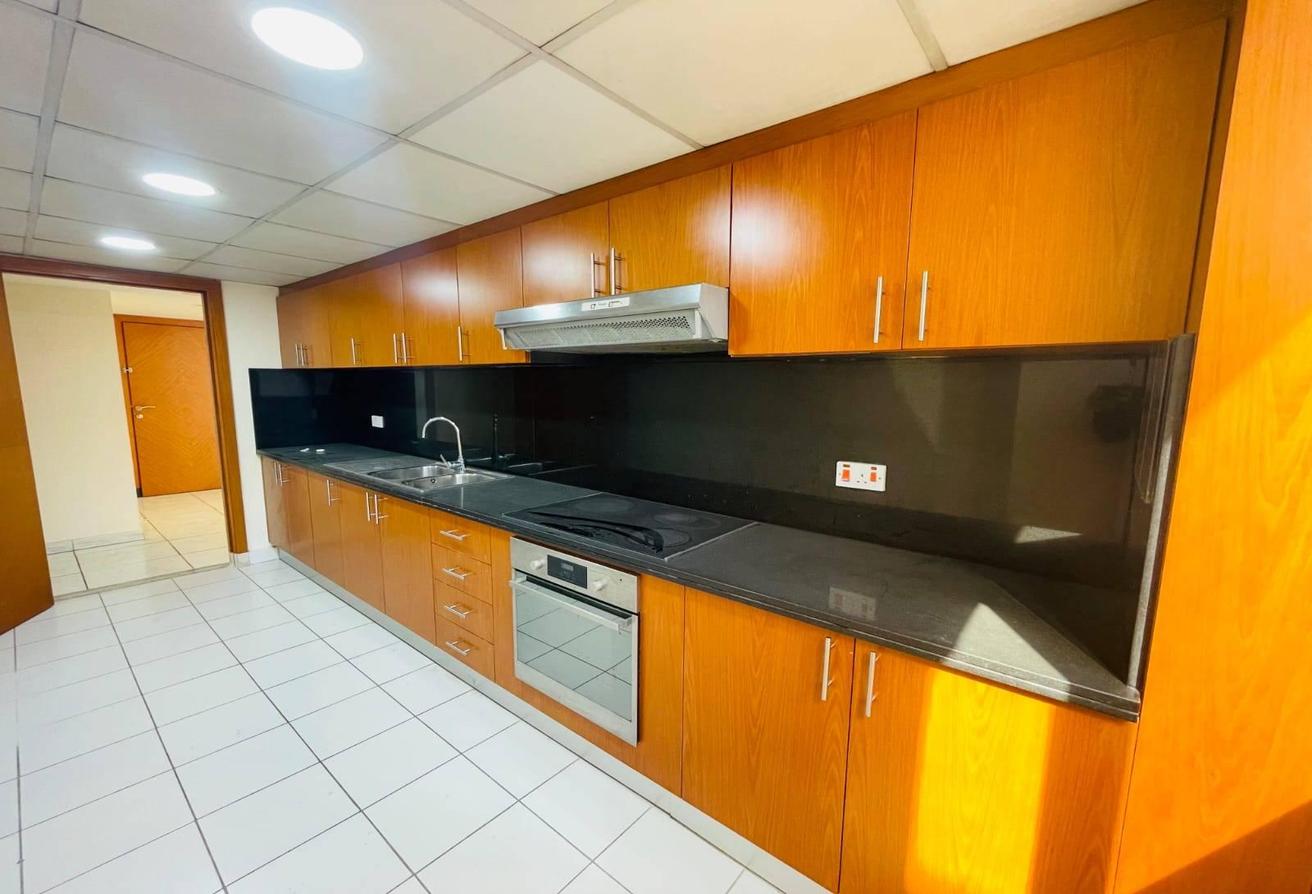 2BHK Apartment | Near Metro | Prime Location photo 6