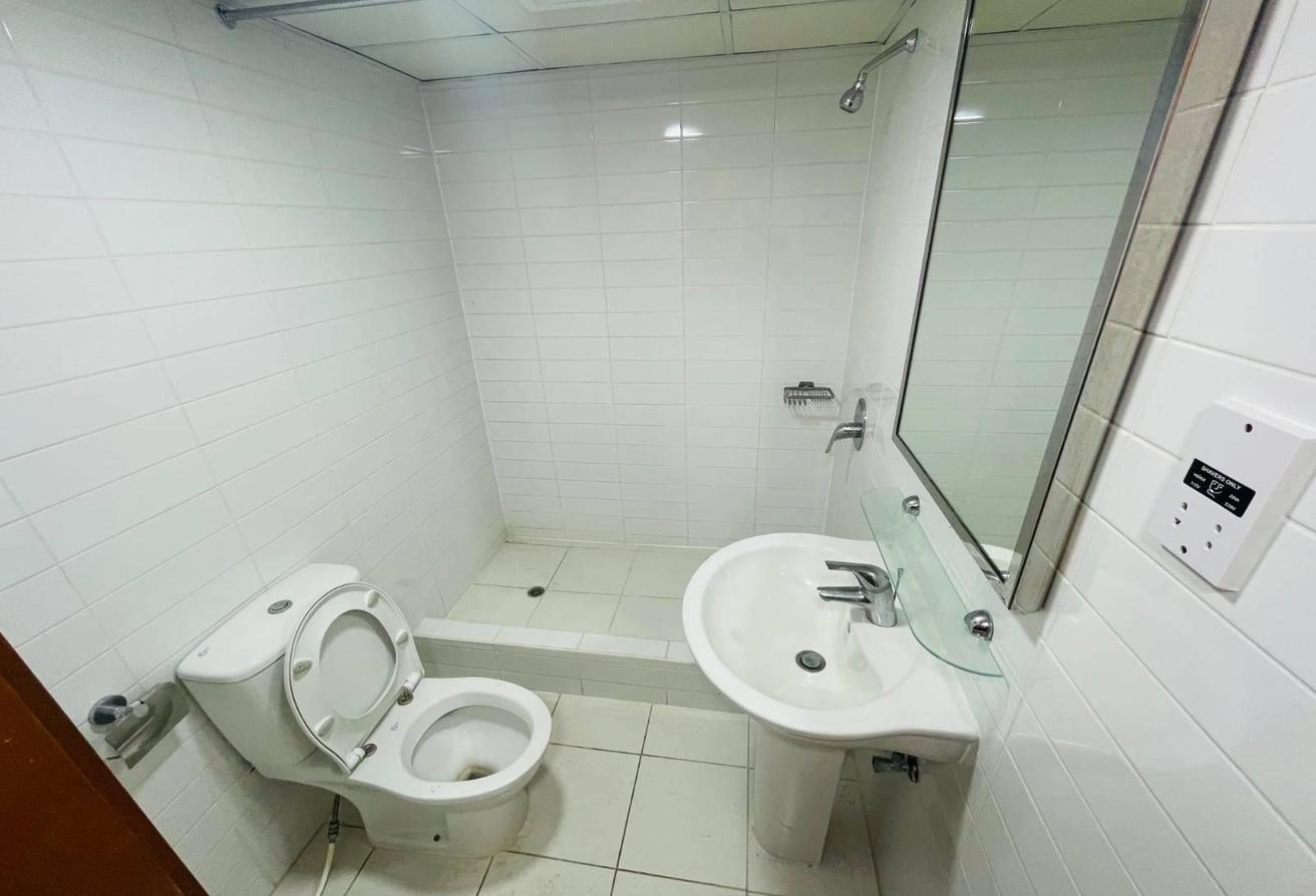 2BHK Apartment | Near Metro | Prime Location photo 13