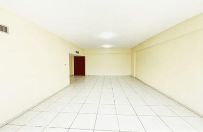 Apartment - 2 - 2 for rent in Silver Sands 1 - Al Mankhool - Bur Dubai - Dubai