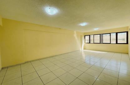 Apartment - 2 - 2 for rent in Silver Sands 1 - Al Mankhool - Bur Dubai - Dubai