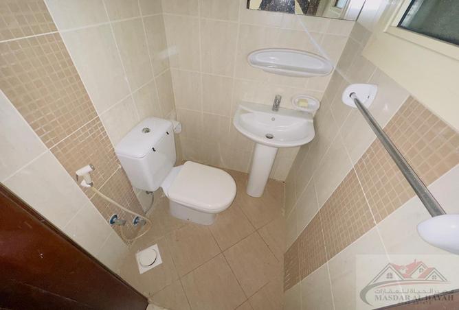 67429862 - Property Image 2