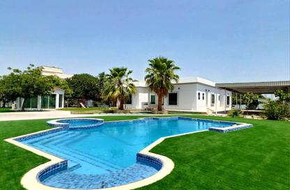 Villa - 4 - 5 for rent in Nad Al Sheba 2 - Nad Al Sheba - Dubai Villa - 4 - 5 for rent in Nad Al Sheba 2 - Nad Al Sheba - Dubai