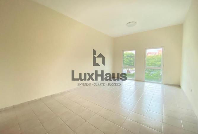 124720989 - Property Main Image
