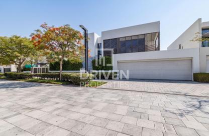 Villa - 5 Bedrooms - 7 Bathrooms for sale in District One Villas - District One - Mohammed Bin Rashid City - Dubai