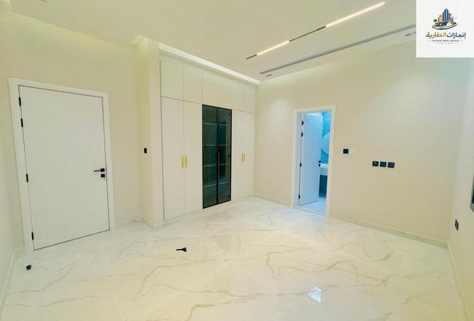 70285536 - Property Image 3