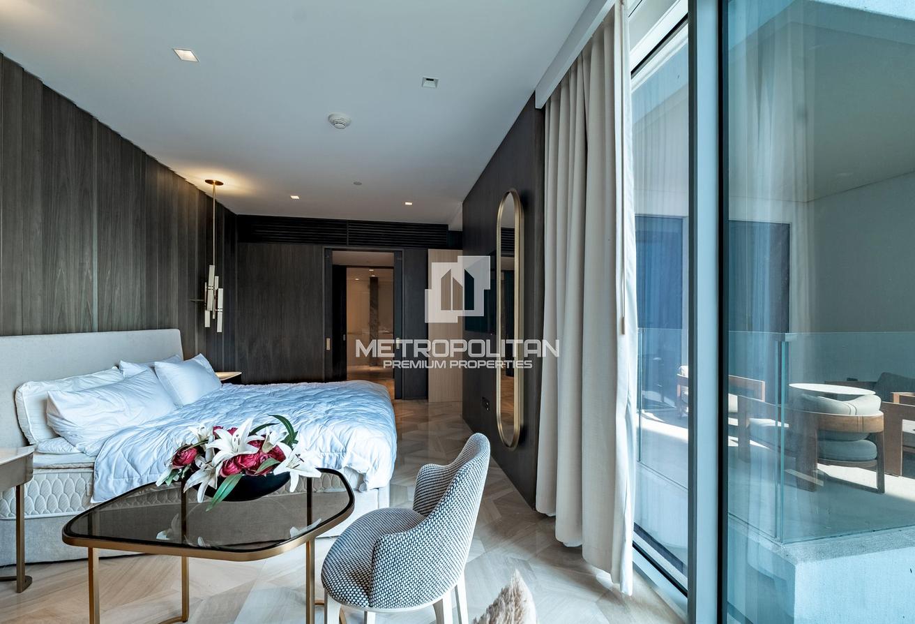 Furnished | Luxury Sea View | Plus Maids Room photo 4