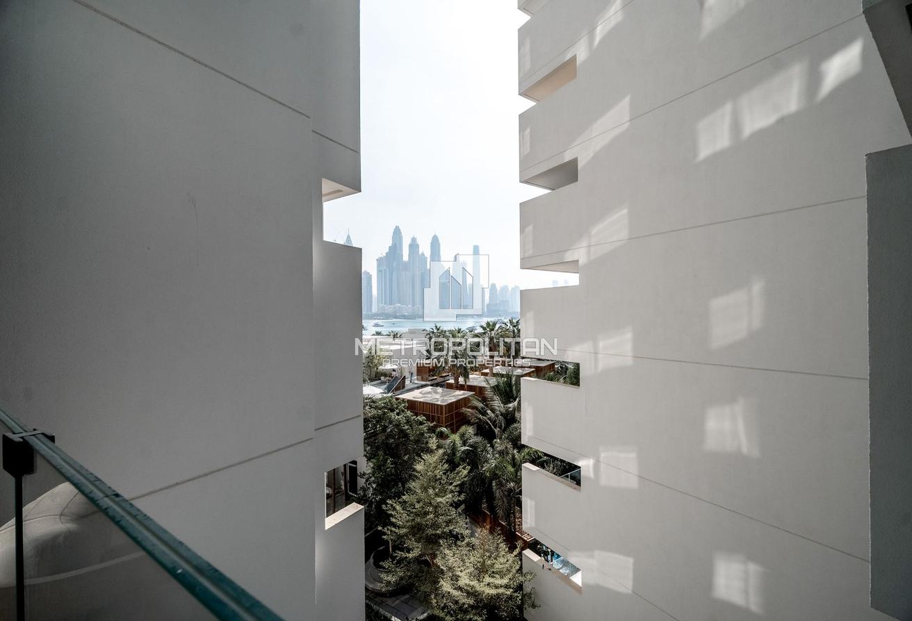 Furnished | Luxury Sea View | Plus Maids Room photo 9