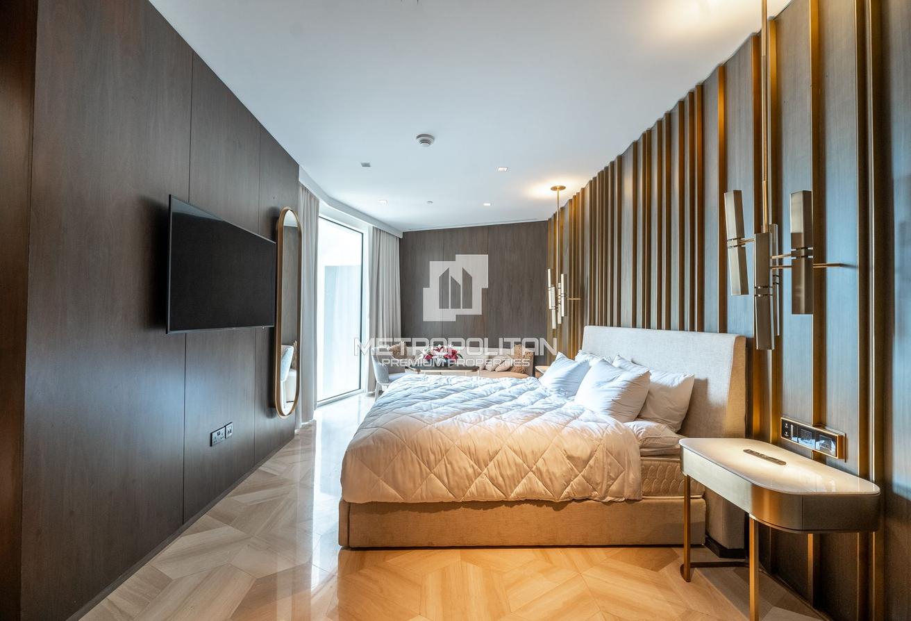 Furnished | Luxury Sea View | Plus Maids Room photo 20