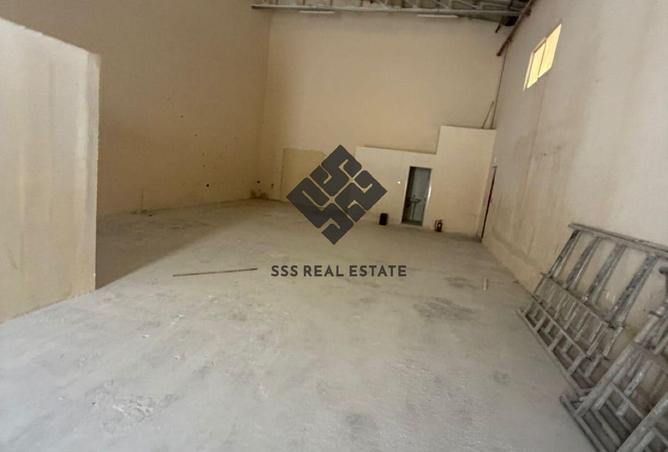 110032018 - Property Image 2