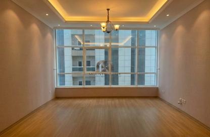 Apartment - 1 - 2 for sale in Palm Tower - Al Khan Lagoon - Al Khan - Sharjah Apartment - 1 - 2 for sale in Palm Tower - Al Khan Lagoon - Al Khan - Sharjah