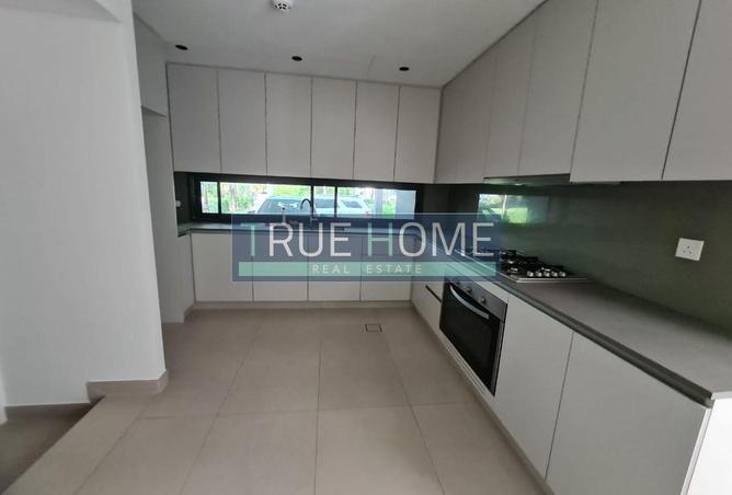 107297605 - Property Image 2