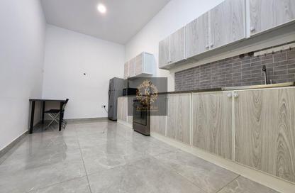Apartment - Studio - 1 Bathroom for rent in Mohamed Bin Zayed City - Abu Dhabi Apartment - Studio - 1 Bathroom for rent in Mohamed Bin Zayed City - Abu Dhabi