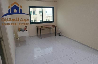 Apartment - 2 Bedrooms - 1 Bathroom for rent in Al Nabaa Building - Al Naba'ah - Al Sharq - Sharjah