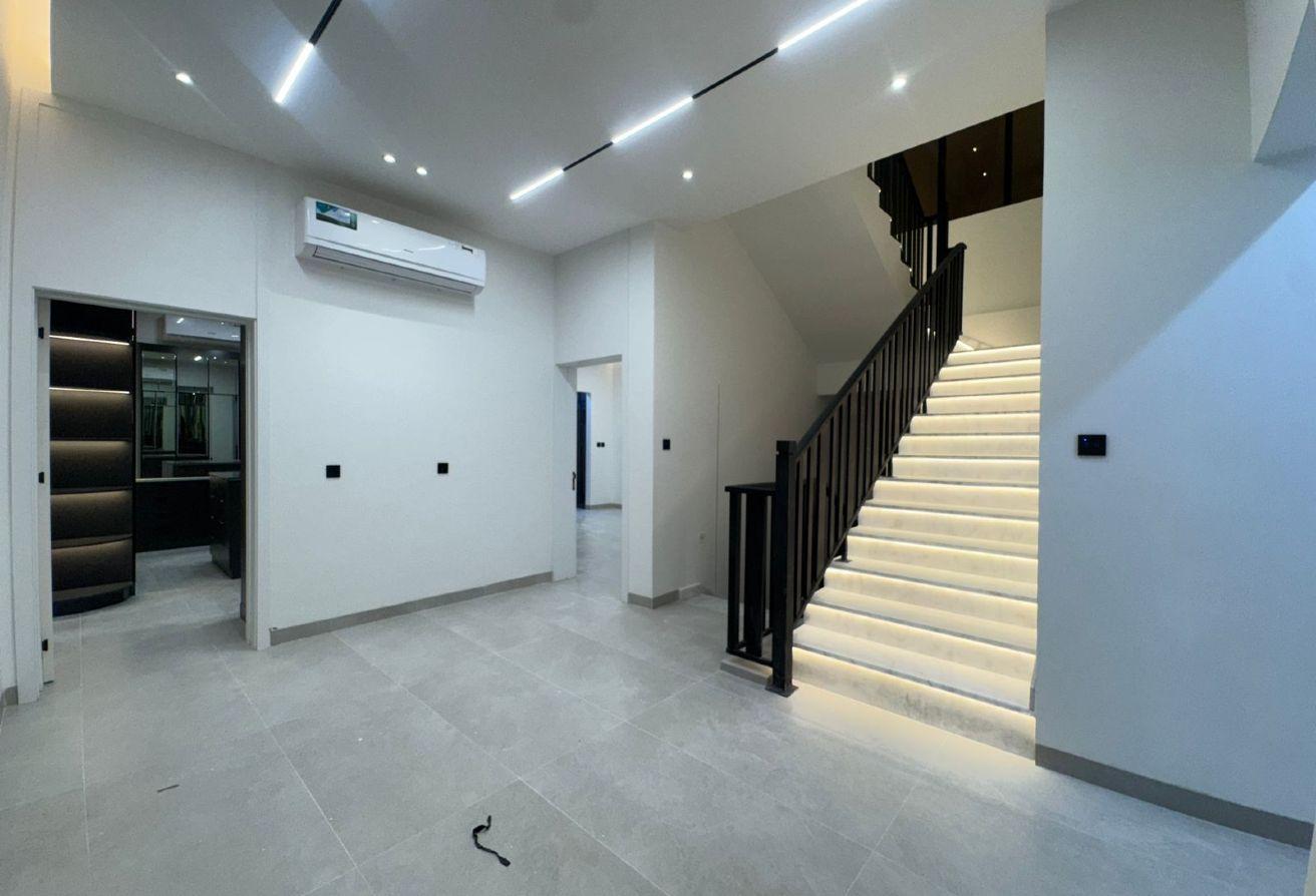 Modern Smart 5BR Independent Villa | Majlis photo 12