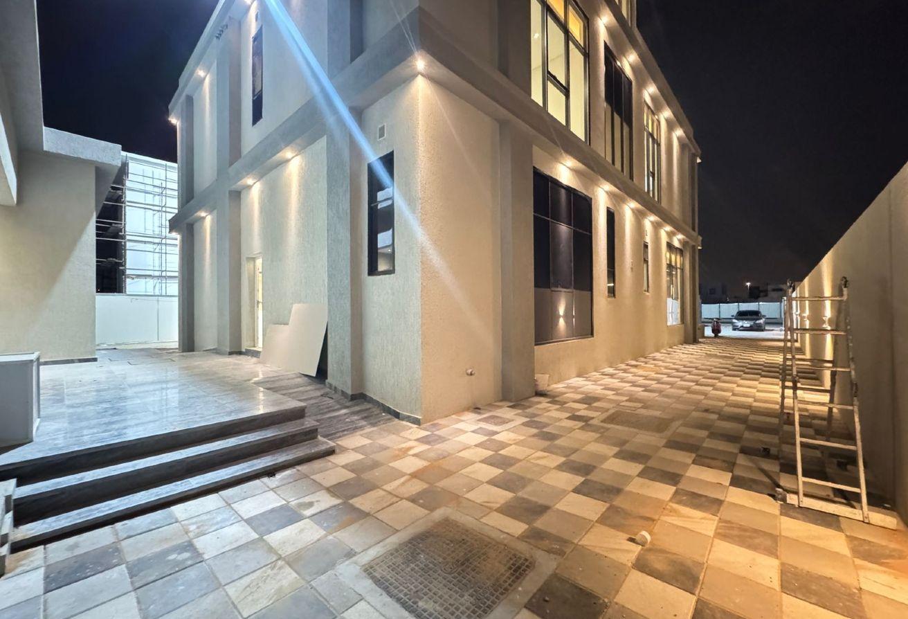 Modern Smart 5BR Independent Villa | Majlis photo 2