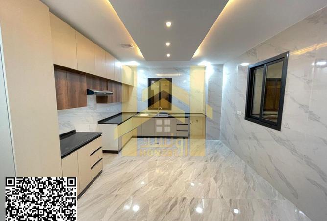 72720209 - Property Image 3