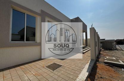 Villa - 3 - 5 for sale in Julfar - Ras Al Khaimah