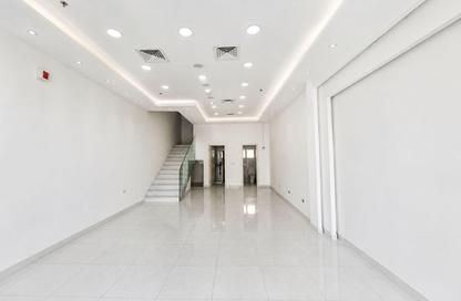 Shop - Studio - 1 Bathroom for rent in Umm Suqeim 2 - Umm Suqeim - Dubai