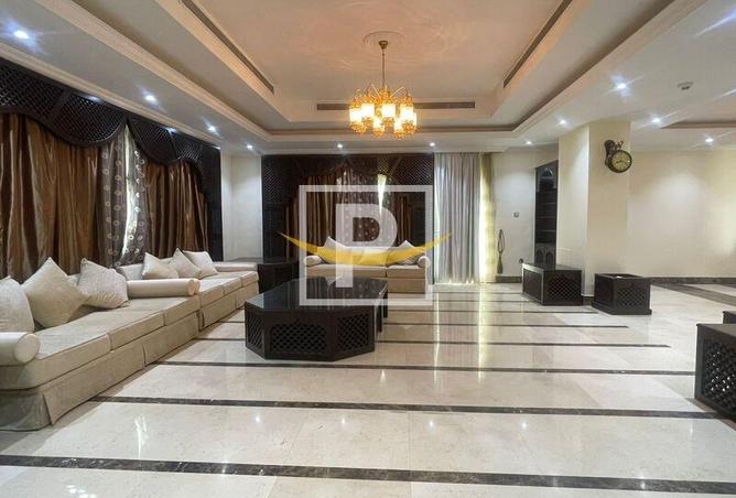 79414243 - Property Image 2