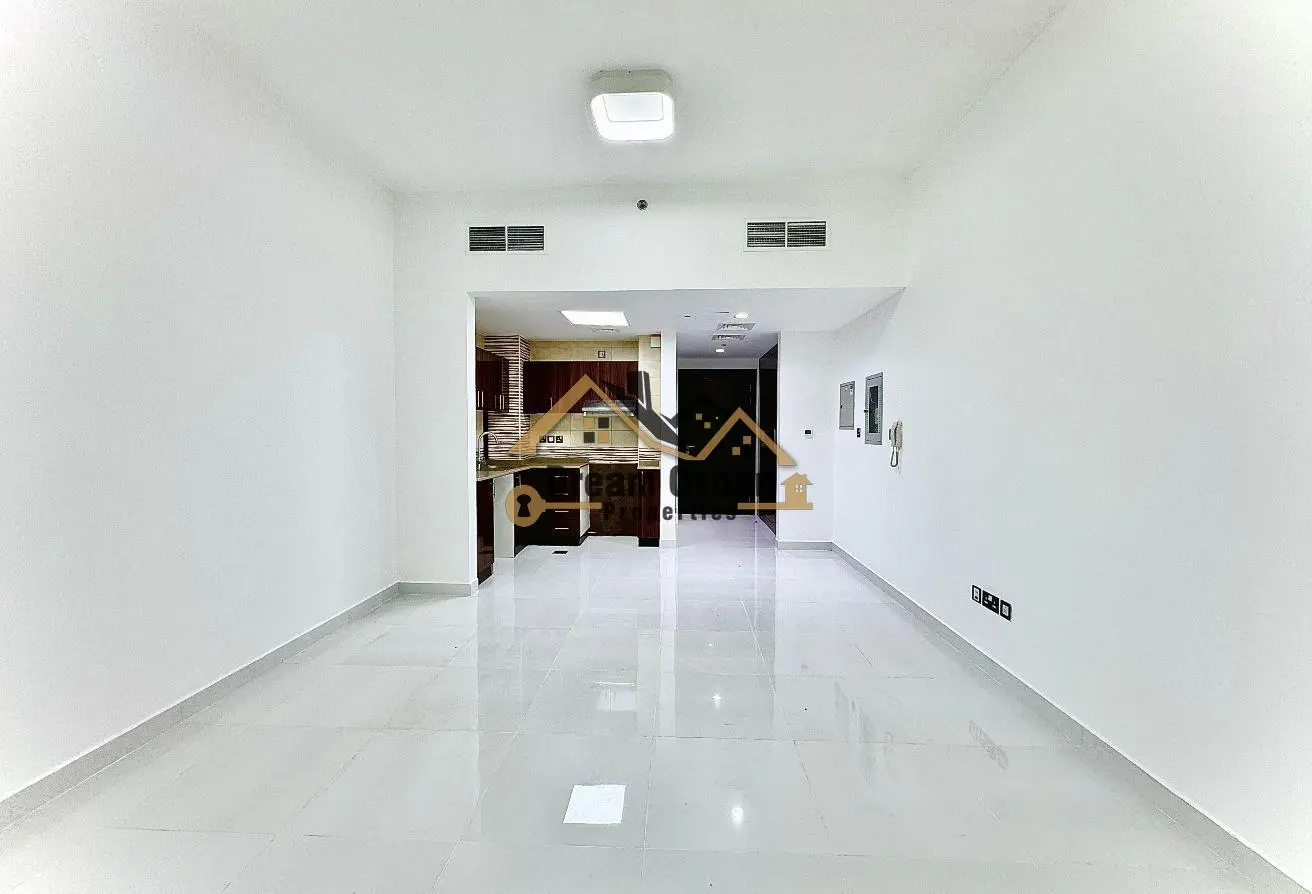 152815820 - Property Main Image