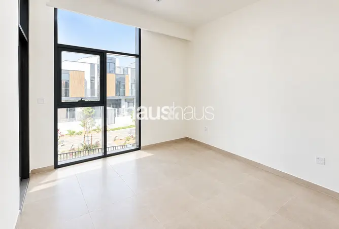 162801175 - Property Image 2