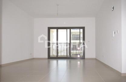 Apartment - 1 Bedroom - 1 Bathroom for rent in Hayat Boulevard 1A - Hayat Boulevard 1 - Hayat Boulevard - Town Square - Dubai