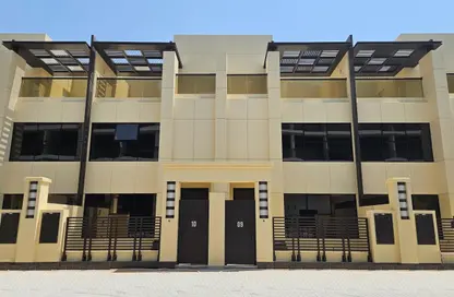 Villa - 3 Bedrooms - 4 Bathrooms for rent in Arenco Villas - District 14 - Jumeirah Village Circle - Dubai