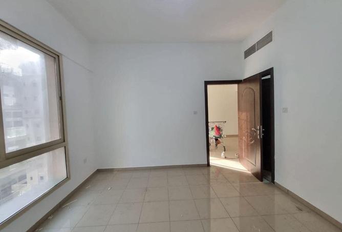 54483832 - صورة العقار 2