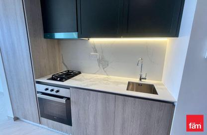 Apartment - Studio - 1 Bathroom for rent in Oxford 212 - District 10 - Jumeirah Village Circle - Dubai