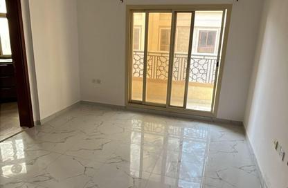 Apartment - 1 Bedroom - 1 Bathroom for rent in Al Ghoroub Tower - Al Alia - Ajman