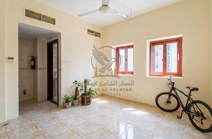 Apartment - Studio - 1 Bathroom for rent in Al Mujarrah - Al Sharq - Sharjah