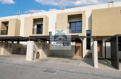 Townhouse - 3 - 4 for rent in Nasma Residence - Al Tai - Sharjah