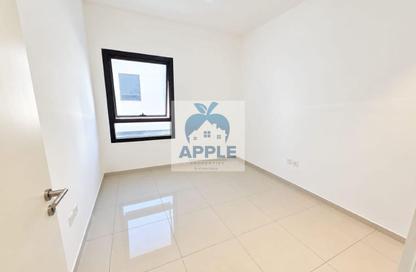 Townhouse - 3 - 4 for rent in Nasma Residence - Al Tai - Sharjah