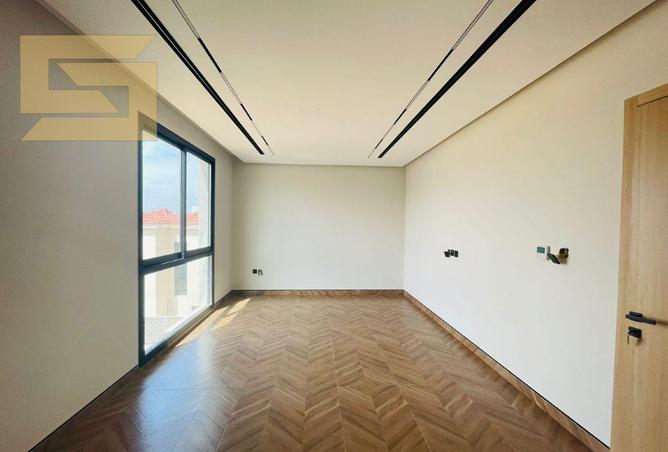 120178050 - Property Image 3