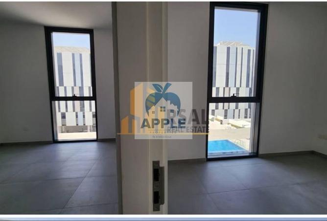 143760421 - Property Main Image