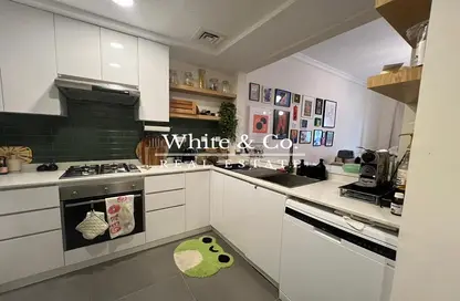 شقة - 3 غرف نوم - 4 حمامات للايجار في بلازا ريسدينس 1 - بلازا ريزيدنس - الضاحية 13 - قرية جميرا الدائرية - دبي