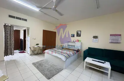 Apartment - 1 Bathroom for rent in Building P15 - France Cluster - International City - Dubai