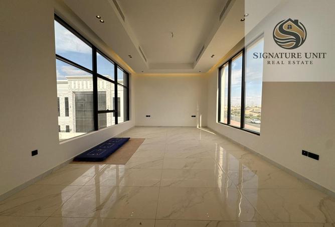 85340107 - Property Image 2