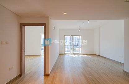 Apartment - 1 Bedroom - 1 Bathroom for sale in Waters Edge - Yas Island - Abu Dhabi Apartment - 1 Bedroom - 1 Bathroom for sale in Waters Edge - Yas Island - Abu Dhabi