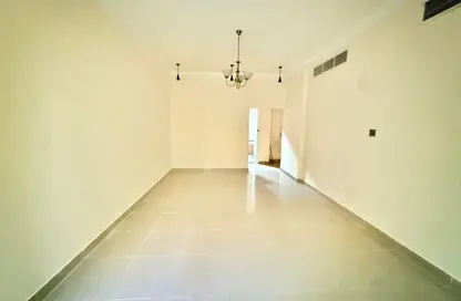 Apartment - 2 Bedrooms - 2 Bathrooms for rent in Fire Station Road - Muwaileh - Sharjah