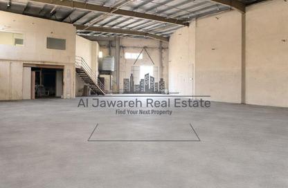 Warehouse - Studio - 2 Bathrooms for rent in Umm Dir - Umm Al Quwain
