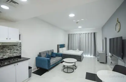 Apartment - 1 Bathroom for rent in Lago Vista C - Lago Vista - Dubai Production City (IMPZ) - Dubai