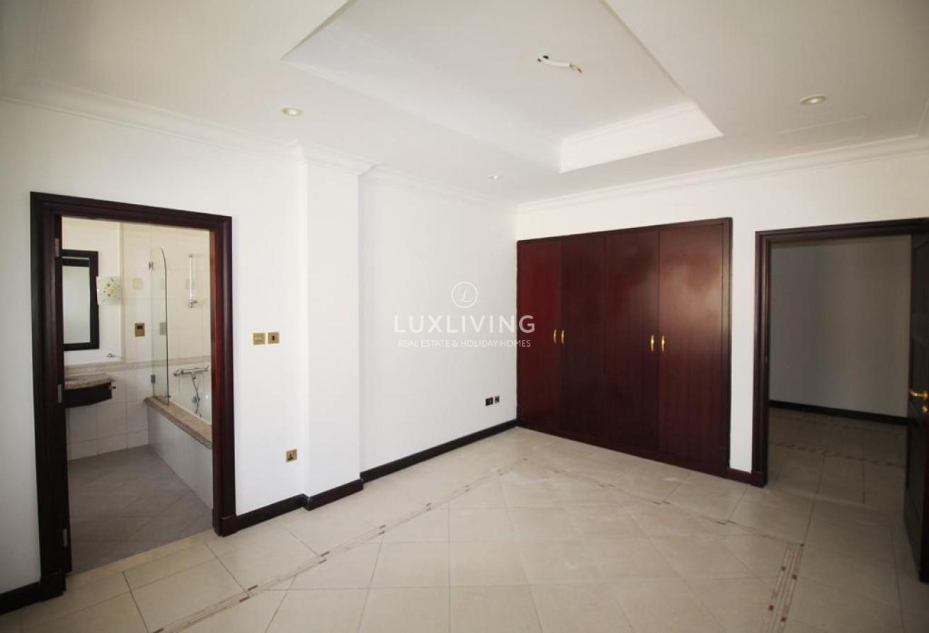 Atlantis View | Mid to High Number | Vacant photo 14