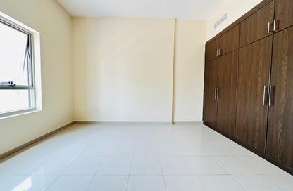 Apartment - 2 Bedrooms - 3 Bathrooms for rent in Al Khair Building - Dubai Silicon Oasis - Dubai