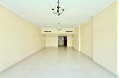 Apartment - 3 Bedrooms - 3 Bathrooms for rent in Al Mamzar - Al Mamzar - Sharjah - Sharjah