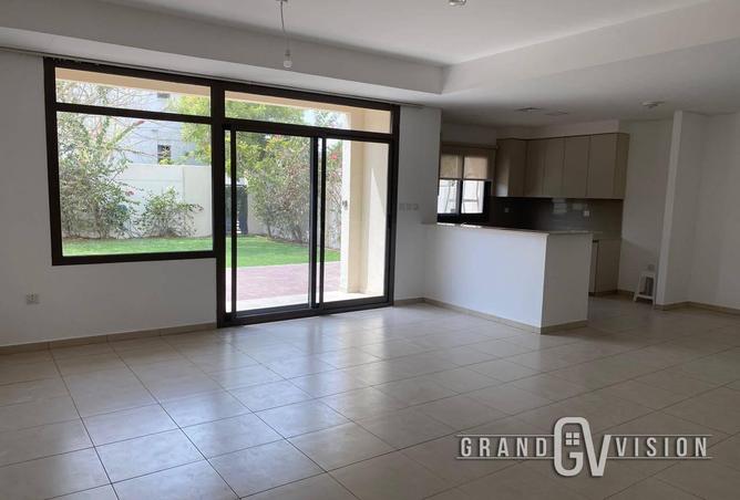 122000836 - Property Image 2