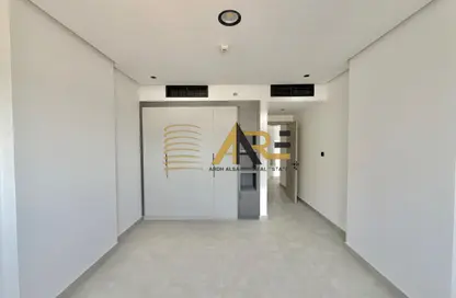 Apartment - 2 Bedrooms - 3 Bathrooms for rent in Sarab 2 - Aljada - Sharjah