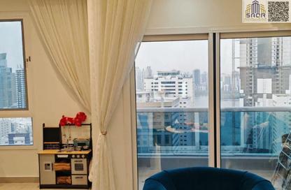 Apartment - 2 Bedrooms - 3 Bathrooms for sale in Al Khan Corniche - Al Khan - Sharjah