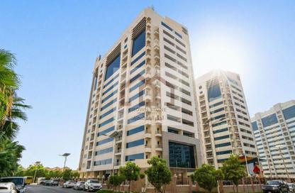 Apartment - 1 - 2 for sale in Olympic Park 4 - Olympic Park Towers - Dubai Sports City - Dubai Apartment - 1 - 2 for sale in Olympic Park 4 - Olympic Park Towers - Dubai Sports City - Dubai